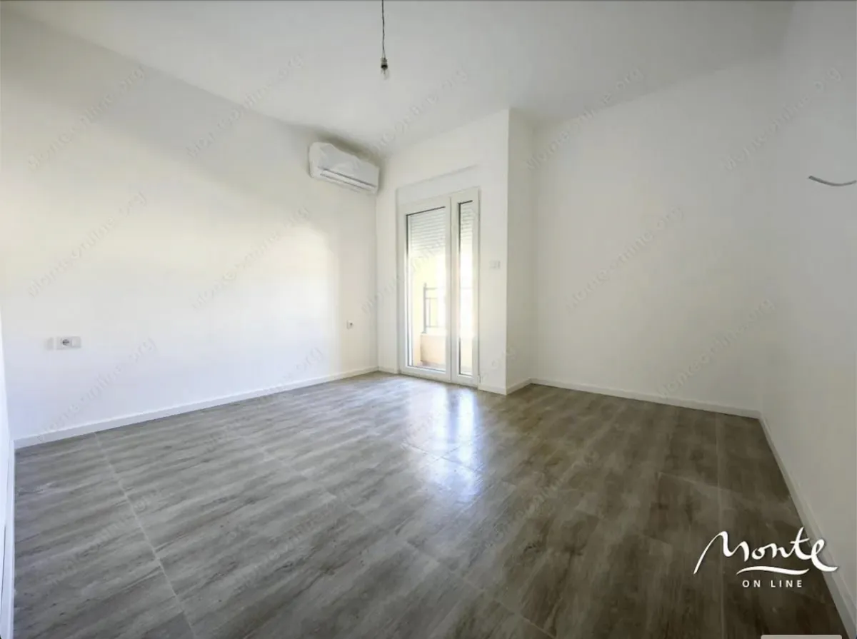 Sale, two bedroom apartment, 60m², Bar, Crna Gora