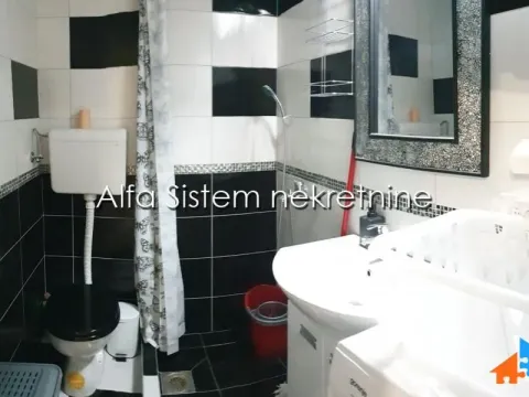 Izdavanje, stan, 40m², Stari Grad, Beograd - image 11