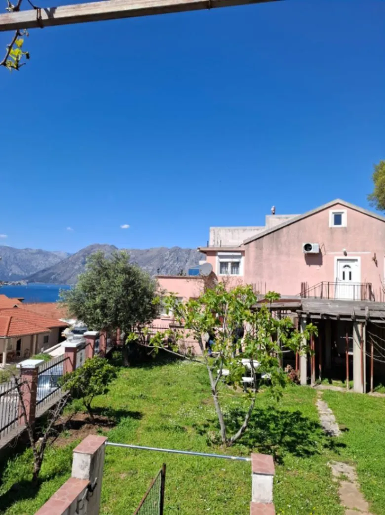 Prodaja, kuća, 200m², Dobrota, Kotor