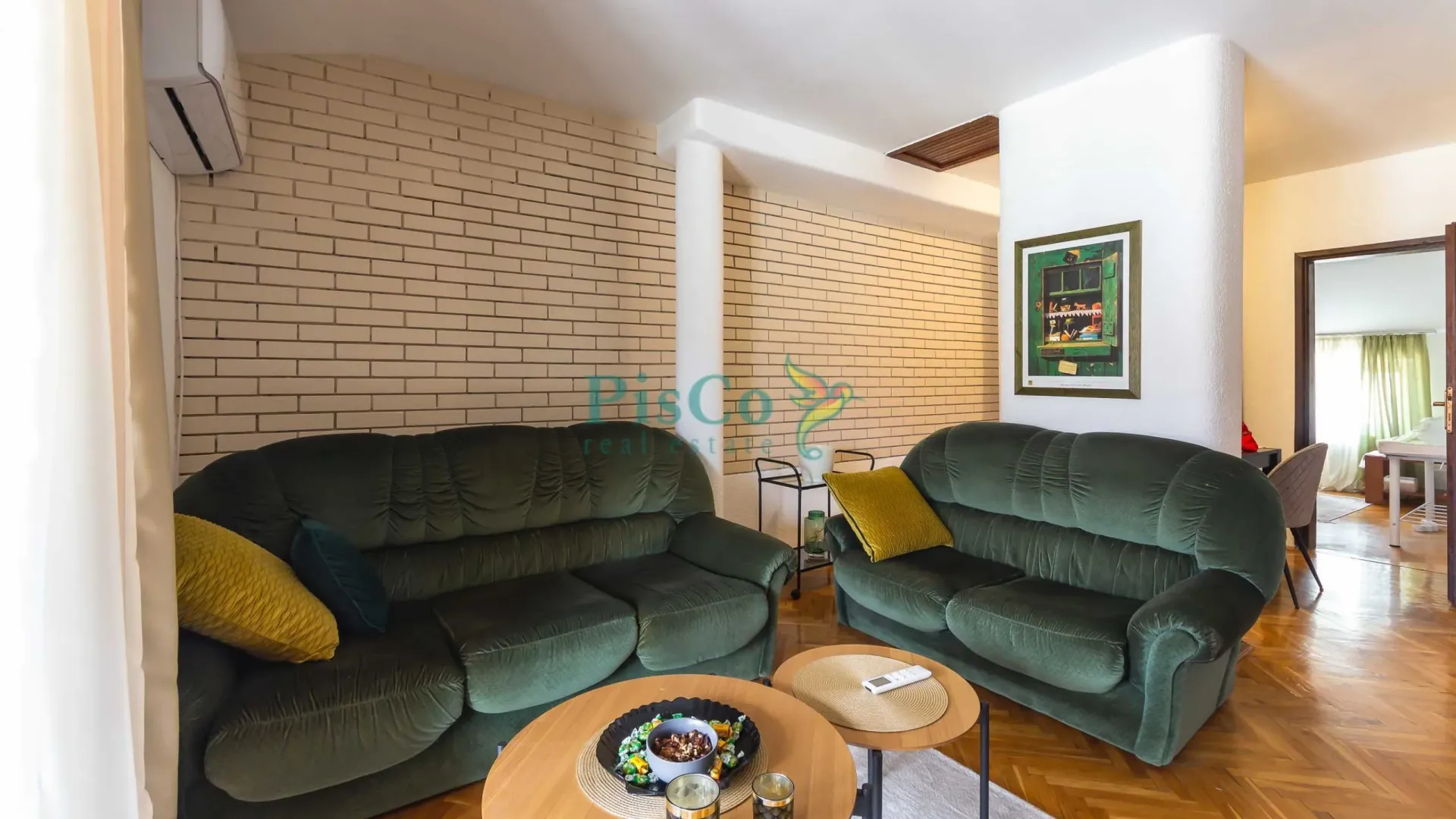 Prodaja, dvosoban stan, 75m², Centar, Podgorica