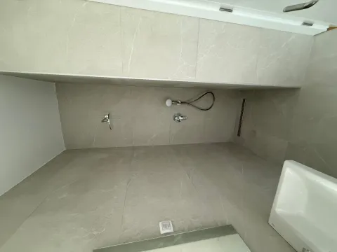 Rent, apartment, 33m², Mrčevac, Tivat - image 2