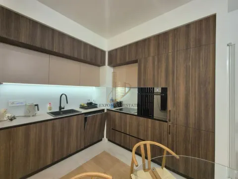 Izdavanje, trosoban stan, 74m², Savski Venac, Beograd - image 2