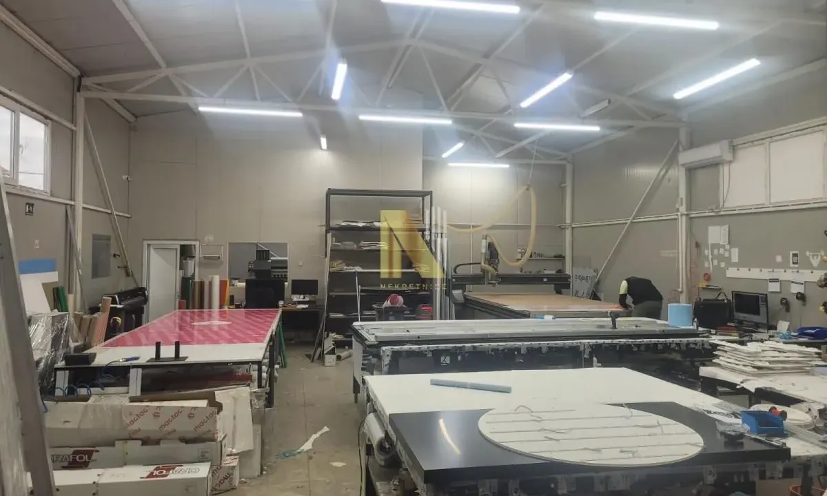 Izdavanje, poslovni prostor, 750m², Veternik, Novi Sad Sve Podlokacije