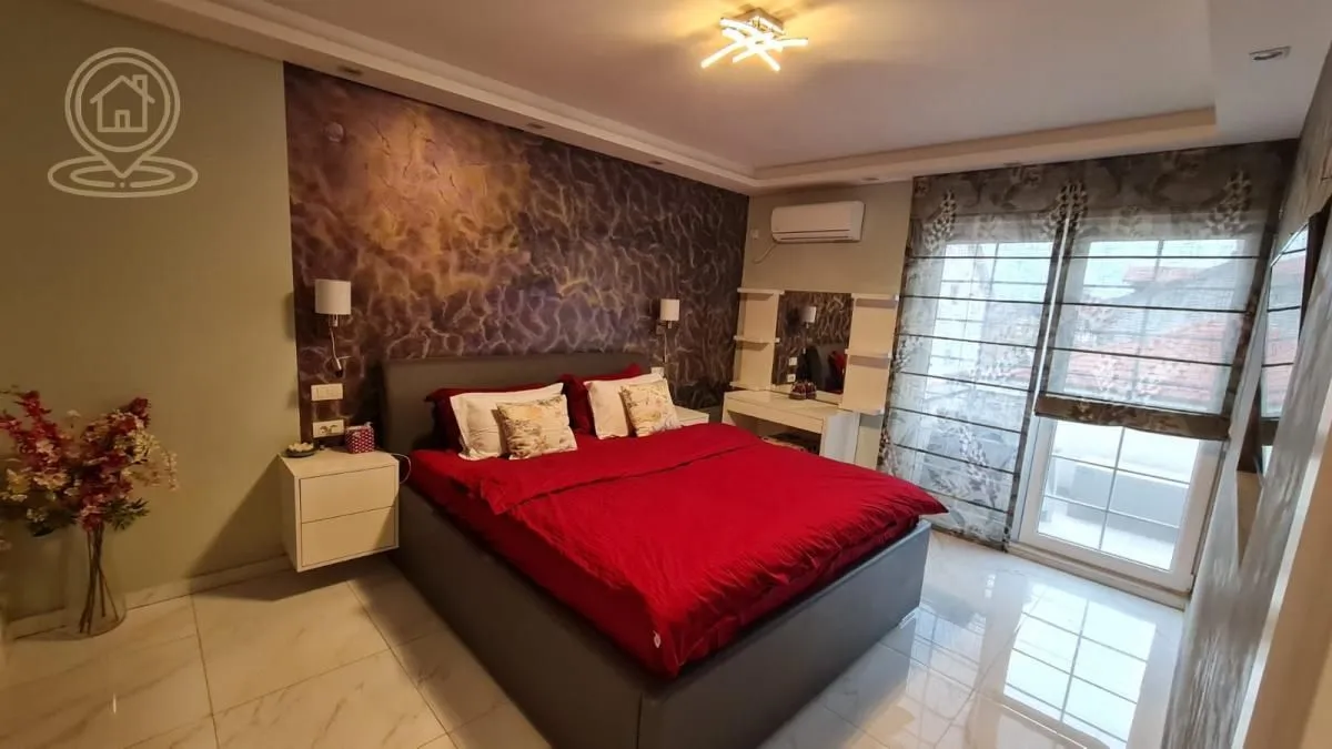 Sale, house, 206m², Palilula Sve Podlokacije, Beograd