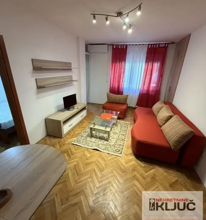 Rent, one bedroom apartment, 43m², Podbara, Novi Sad Sve Podlokacije