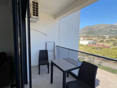 Izdavanje, dvosoban stan, 75m², Polje, Bar - image 10