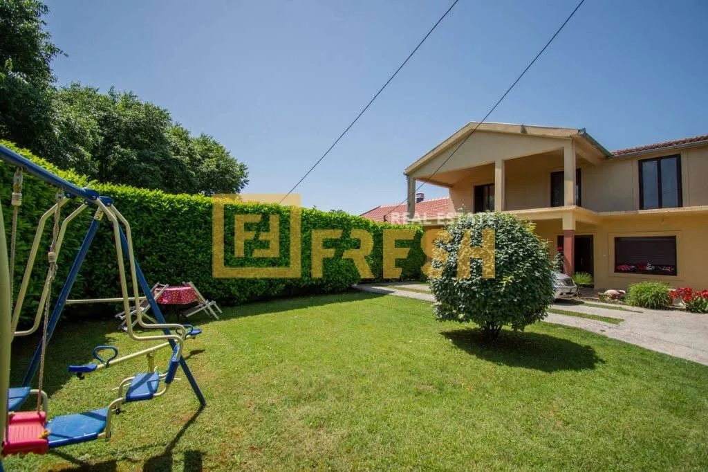 Sale, house, 300m², Donja Gorica, Podgorica