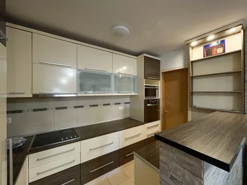 Sale, apartment, 103m², Stari Aerodrom, Podgorica - image 6