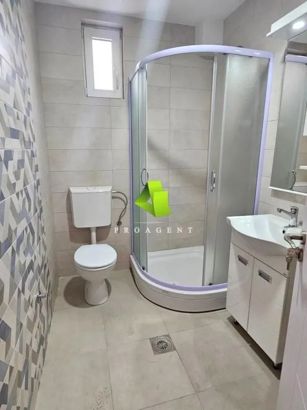 Prodaja, jednosoban stan, 50m², Pantelej, Niš