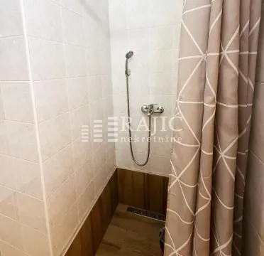 View of the shower cabin in the bathroom. - image 8