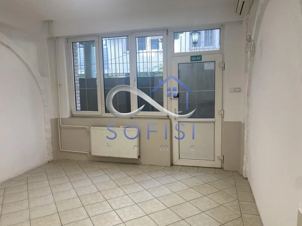 Rent, office space, 160m², Grbavica, Novi Sad Sve Podlokacije