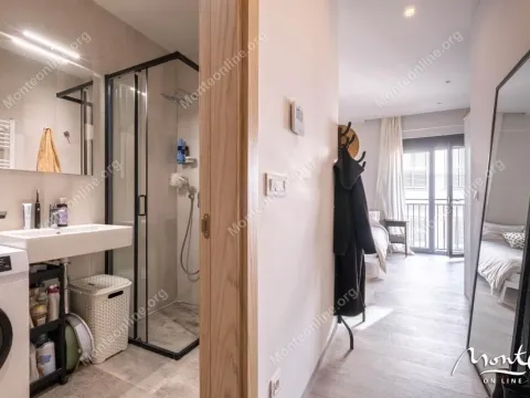 Sale, studio apartment, 24m², Tivat, Crna Gora - image 10