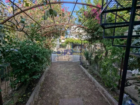 Prodaja, kuća, 66m², Bar, Crna Gora - image 2