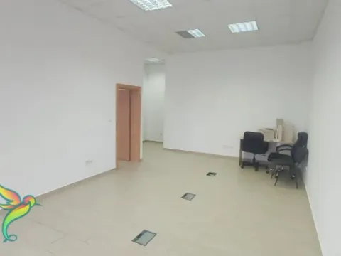 Izdavanje, poslovni prostor, 65m², Stari Aerodrom, Podgorica - image 1