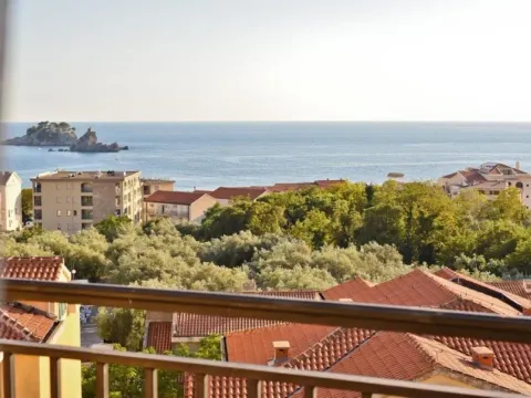 Prodaja, trosoban stan, 152m2, Petrovac, Budva Prodaja, trosoban stan, 152m2, Petrovac, Budva