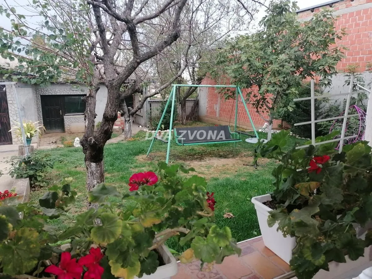 Prodaja, kuća, 138m², Sremska Kamenica, Petrovaradin