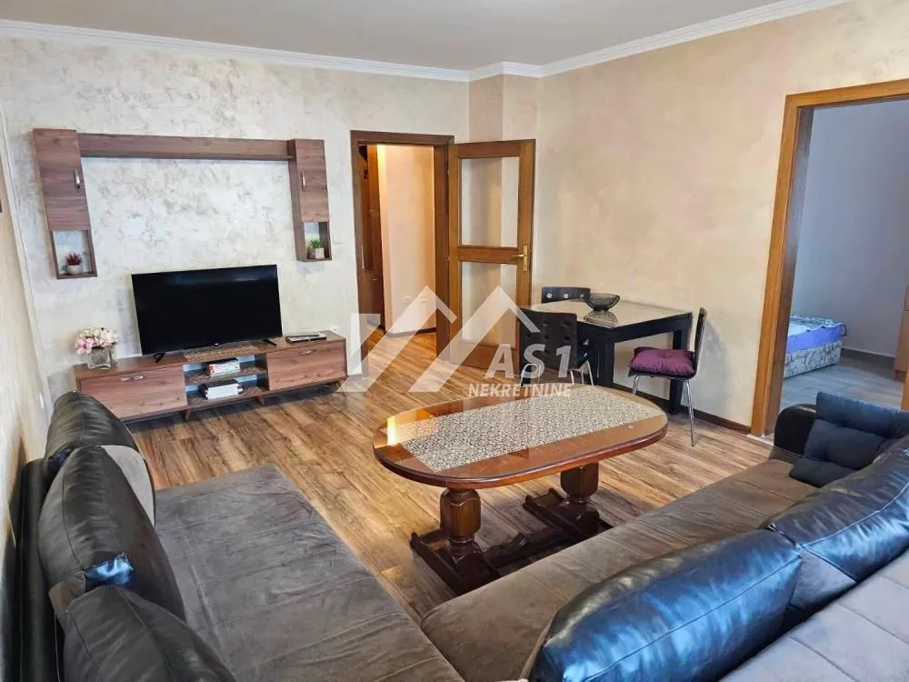 Izdavanje, dvosoban stan, 45m², Detelinara, Novi Sad Sve Podlokacije