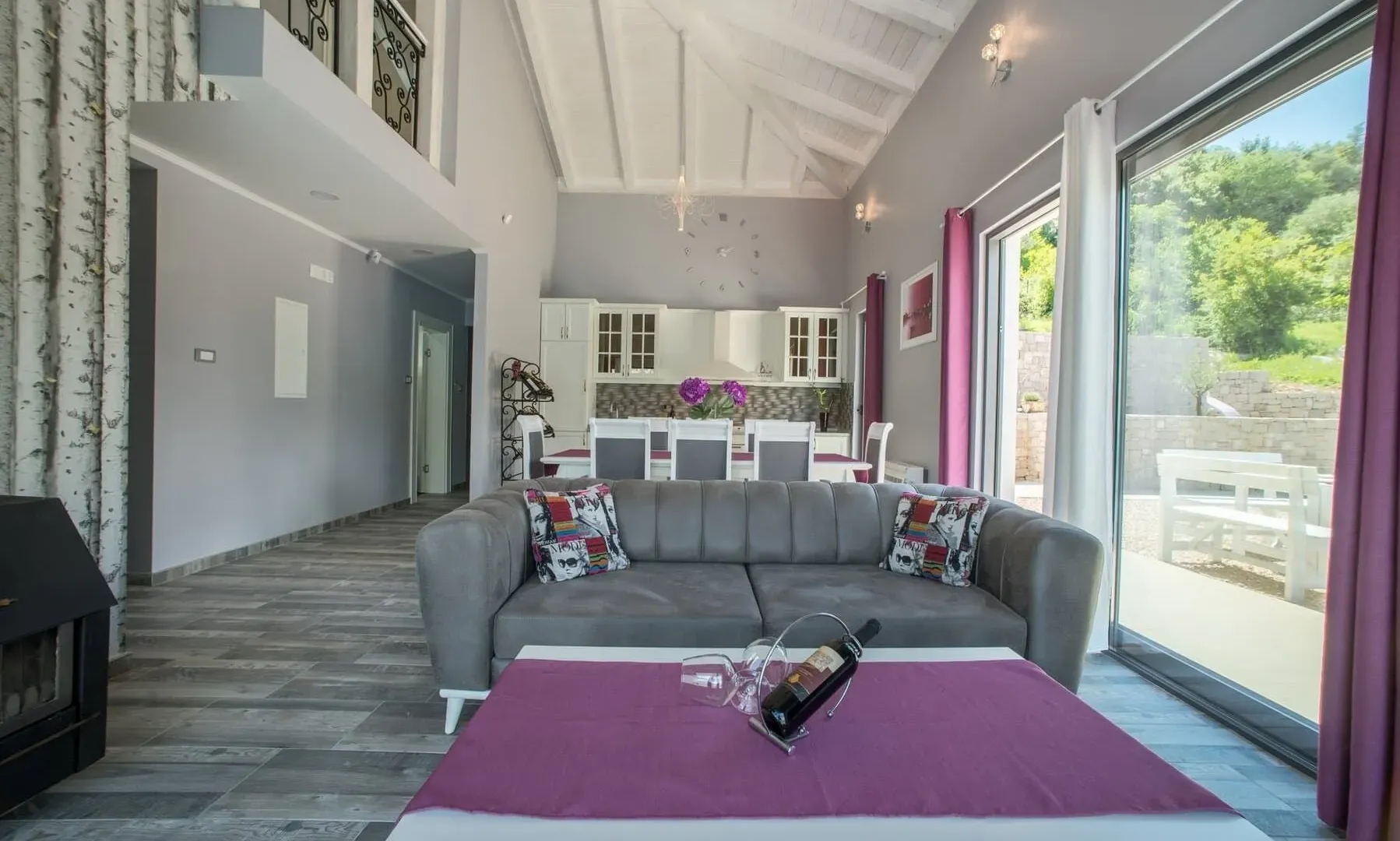 Sale, house, 180m², Kotor, Crna Gora