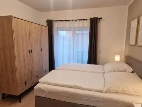 Izdavanje, trosoban stan, 135m², Stari Grad, Beograd - image 11