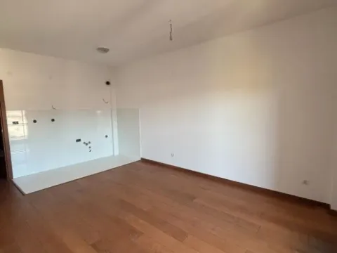 Prodaja, garsonjera, 36m², Momišići, Podgorica - image 3