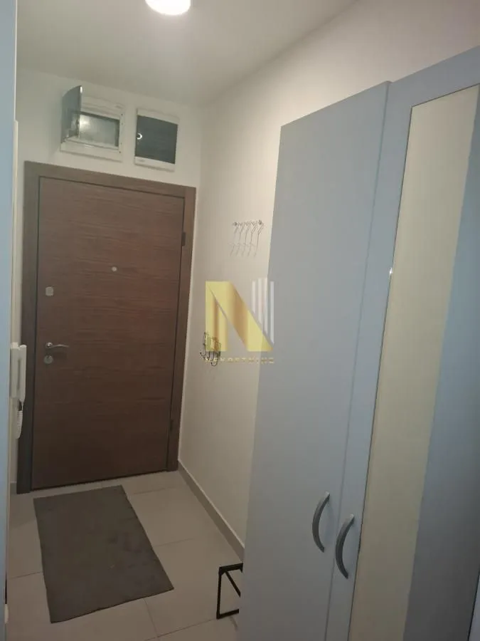 Izdavanje, jednosoban stan, 37m², Rotkvarija, Novi Sad Sve Podlokacije