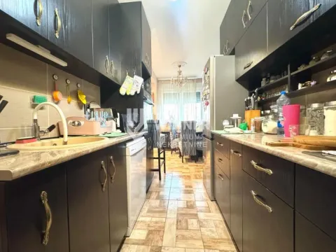 Prodaja, dvosoban stan, 84m², Kalenić Pijaca, Vračar Sve Podlokacije - image 11