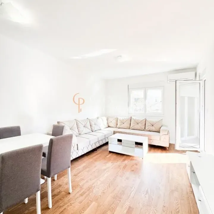 Rent, apartment, 500m², Stari Aerodrom, Podgorica