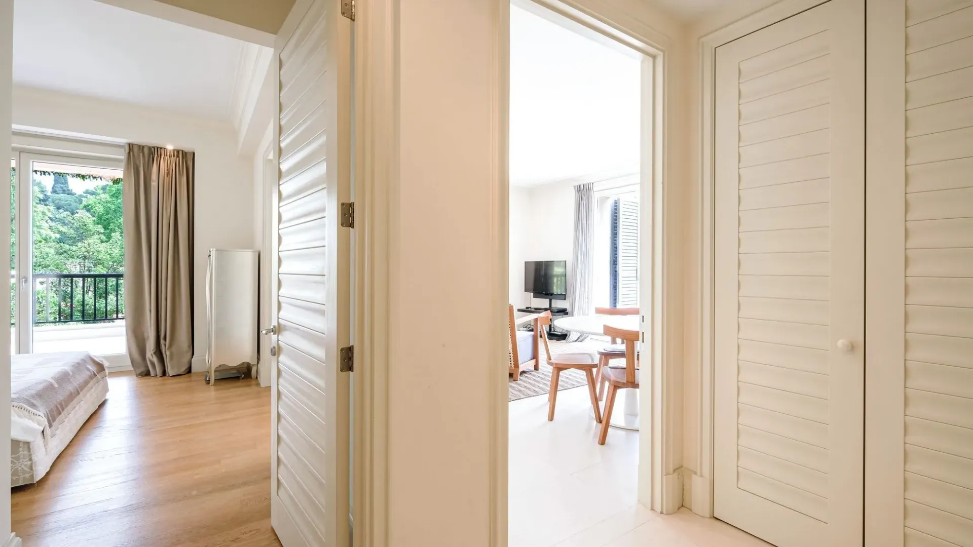 Prodaja, jednosoban stan, 68m², Tivat, Crna Gora