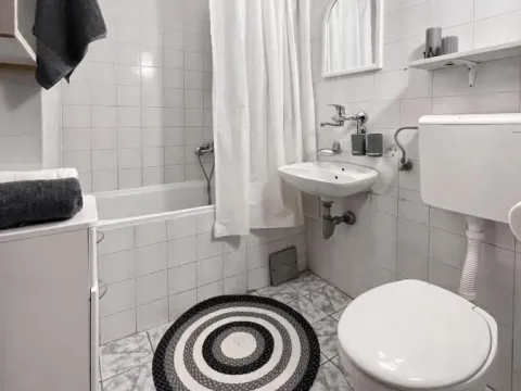 Prodaja, stan, 48m², Bar, Crna Gora - image 5