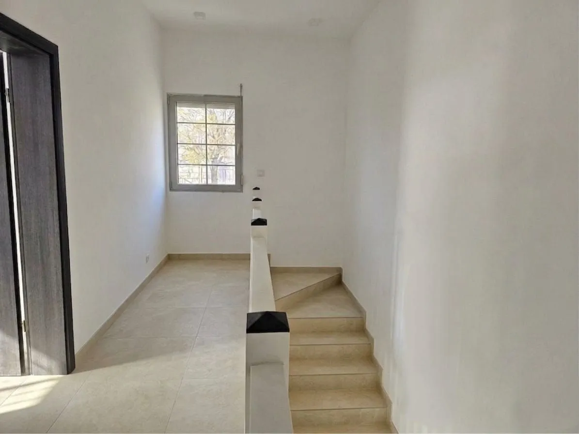 Prodaja, kuća, 270m², Reževići, Budva