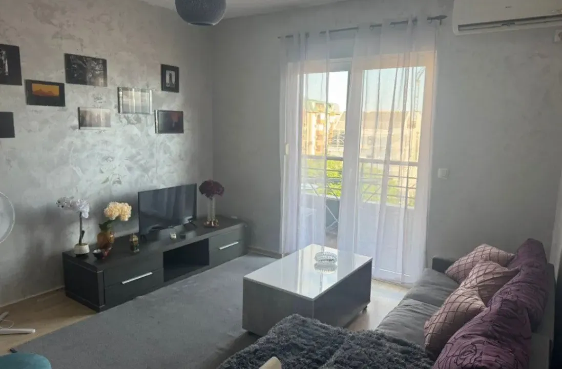 Rent, two bedroom apartment, 55m², City Kvart, Podgorica