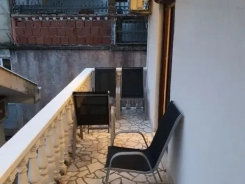 Izdavanje, jednosoban stan, 48m², Bijeli Do, Budva - image 9