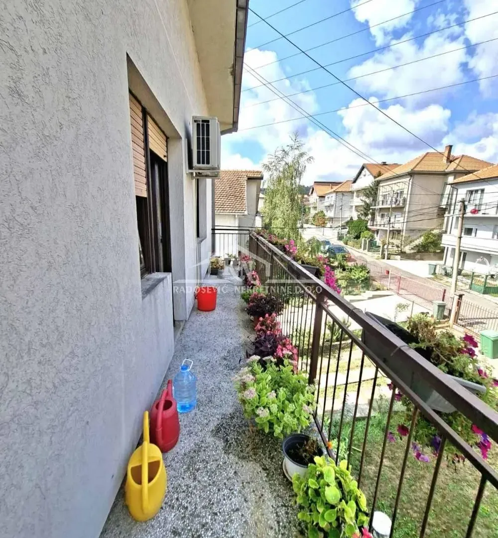 Prodaja, kuća, 474m², Kaludjerica, Grocka