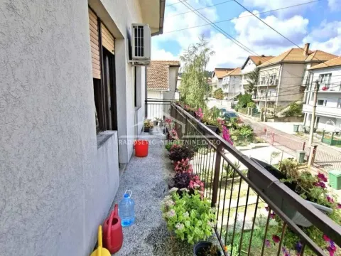 Sale, house, 474m², Kaludjerica, Grocka - image 13