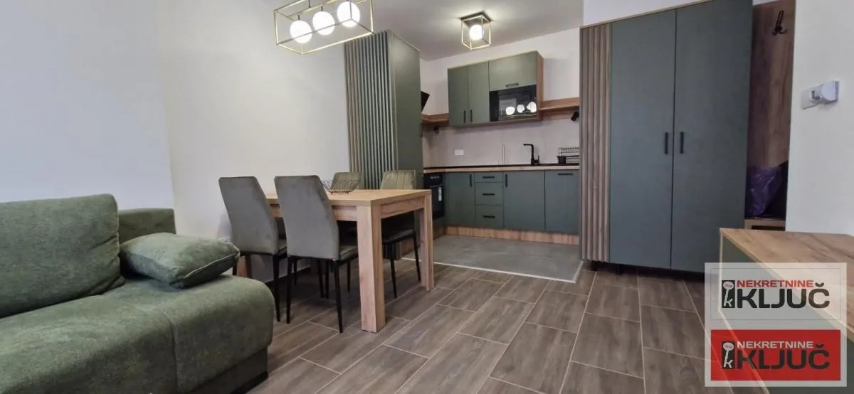 Izdavanje, dvosoban stan, 49m², Grbavica, Novi Sad Sve Podlokacije