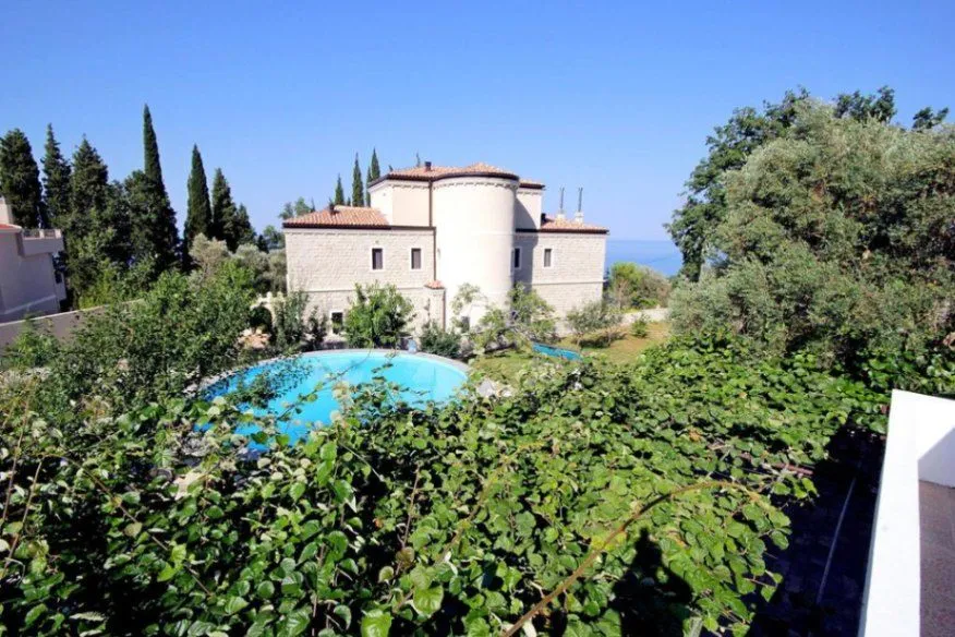 Sale, house, 170m², Reževići, Budva