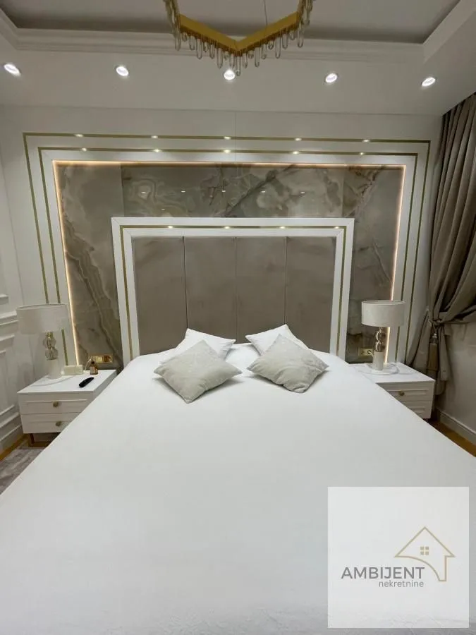 Sale, four bedroom apartment, 175m², Savski Venac, Beograd