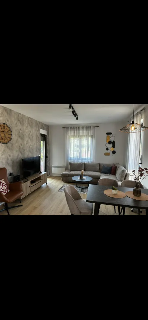 Prodaja, dvosoban stan, 57m², Centar, Kolašin