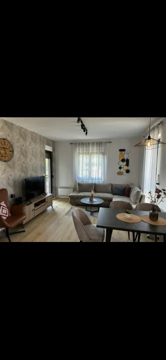 Sale, two bedroom apartment, 57m², Centar, Kolašin