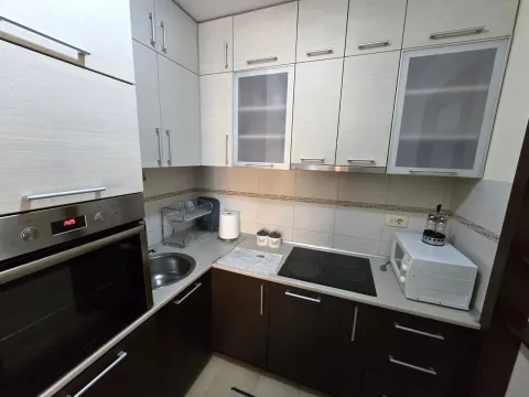 Rent, two bedroom apartment, 70m², Stari Aerodrom, Podgorica - image 4