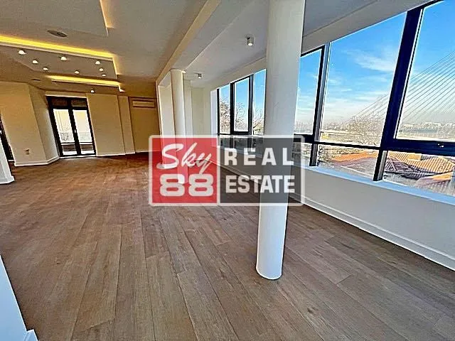 Rent, four bedroom apartment, 177m², Senjak, Beograd