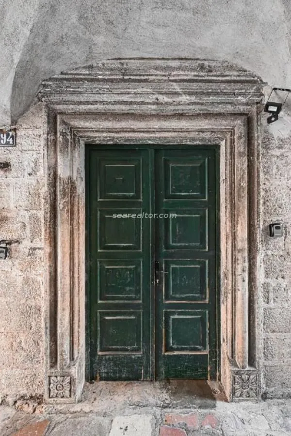 Prodaja, trosoban stan, 90m², Grad, Kotor