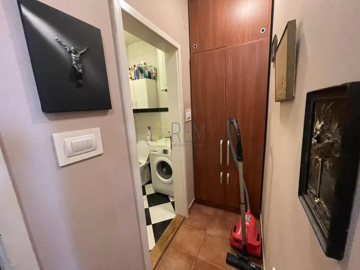 Prodaja, trosoban stan, 90m², Ljubović, Podgorica