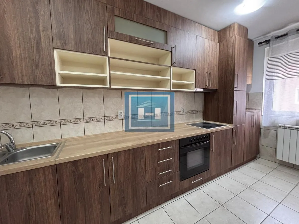 Prodaja, dvosoban stan, 56m², Centar, Jagodina