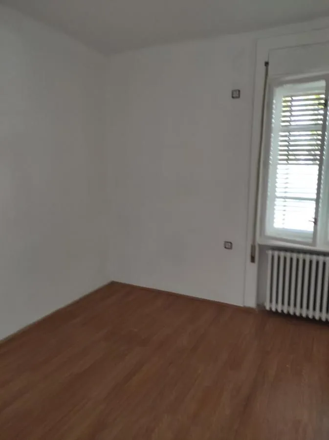 Prodaja, kuća, 200m², Betanija, Novi Sad Sve Podlokacije