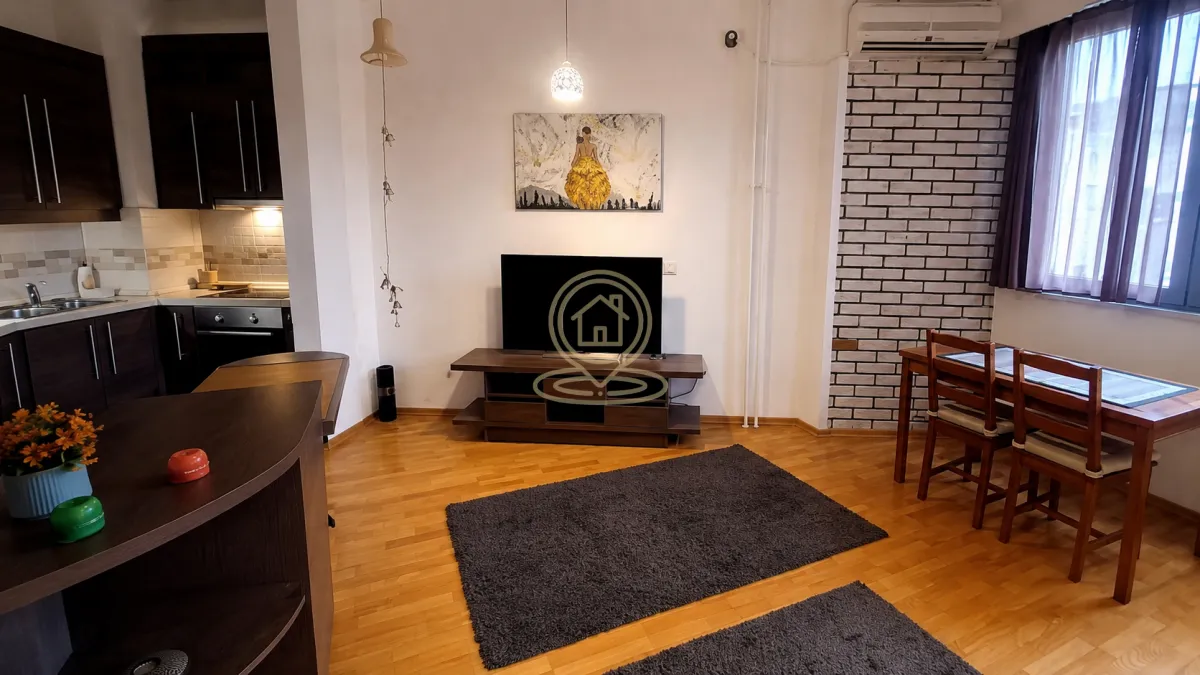 Rent, two bedroom apartment, 50m², Stari Grad, Beograd