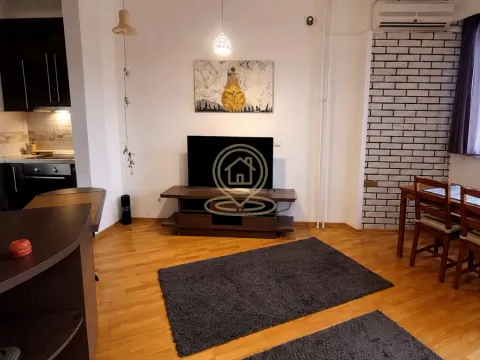 Rent, two bedroom apartment, 50m², Stari Grad, Beograd - image 4