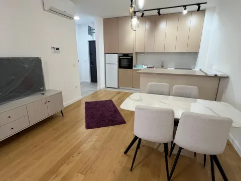Rent, one bedroom apartment, 55m², Centar, Bar - image 4