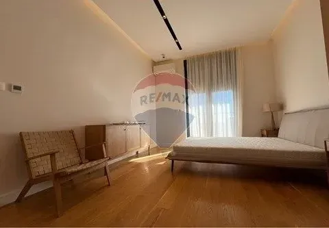 Izdavanje, trosoban stan, 140m², Kruševac, Podgorica - image 17