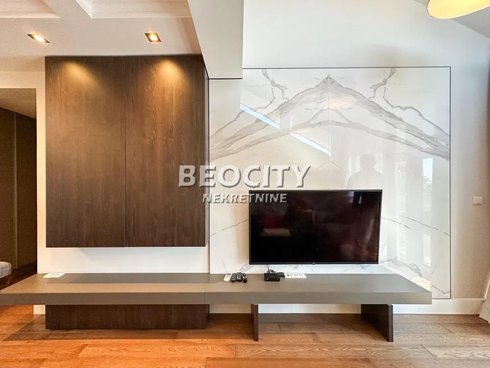 Izdavanje, trosoban stan, 80m², Crveni Krst, Beograd